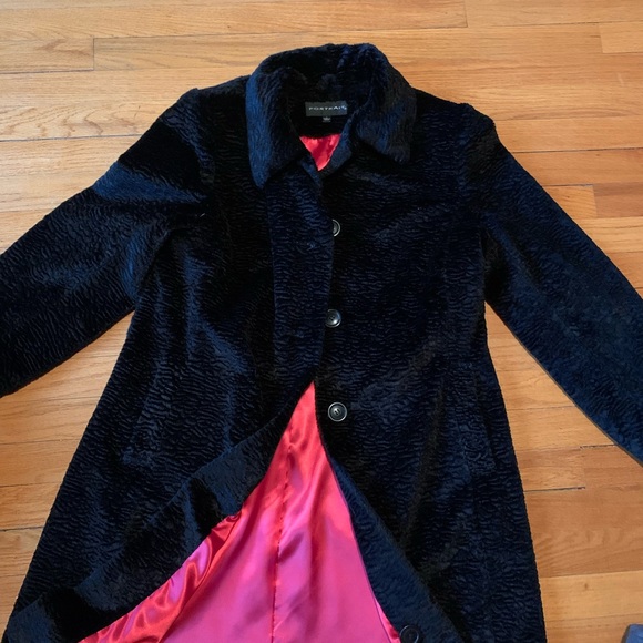 Coat - Picture 3 of 11